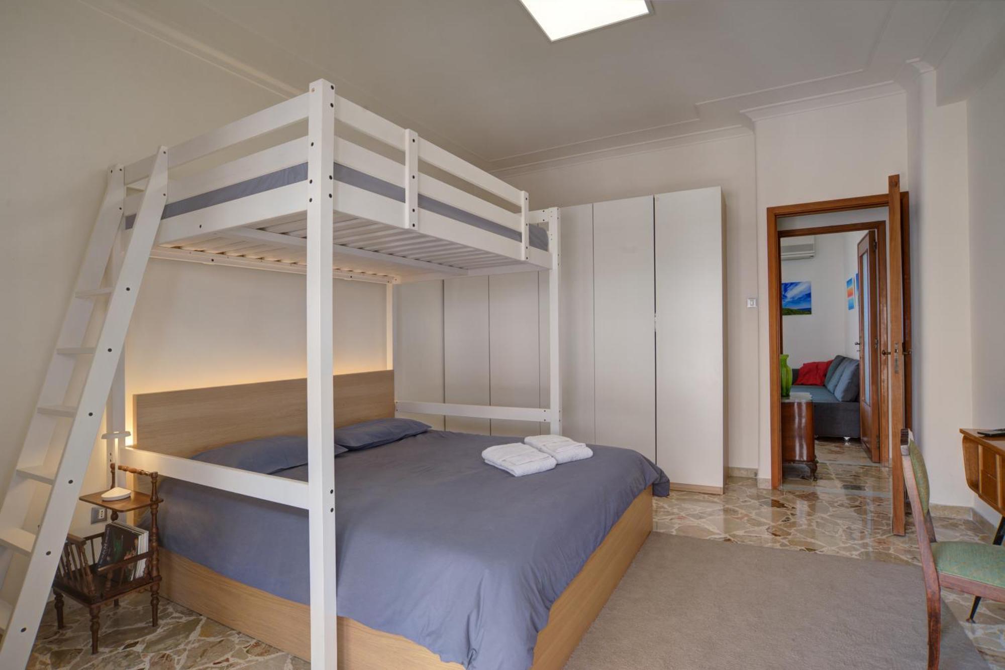 Top Floor Aparthotel Bentivoglio Catania Ngoại thất bức ảnh